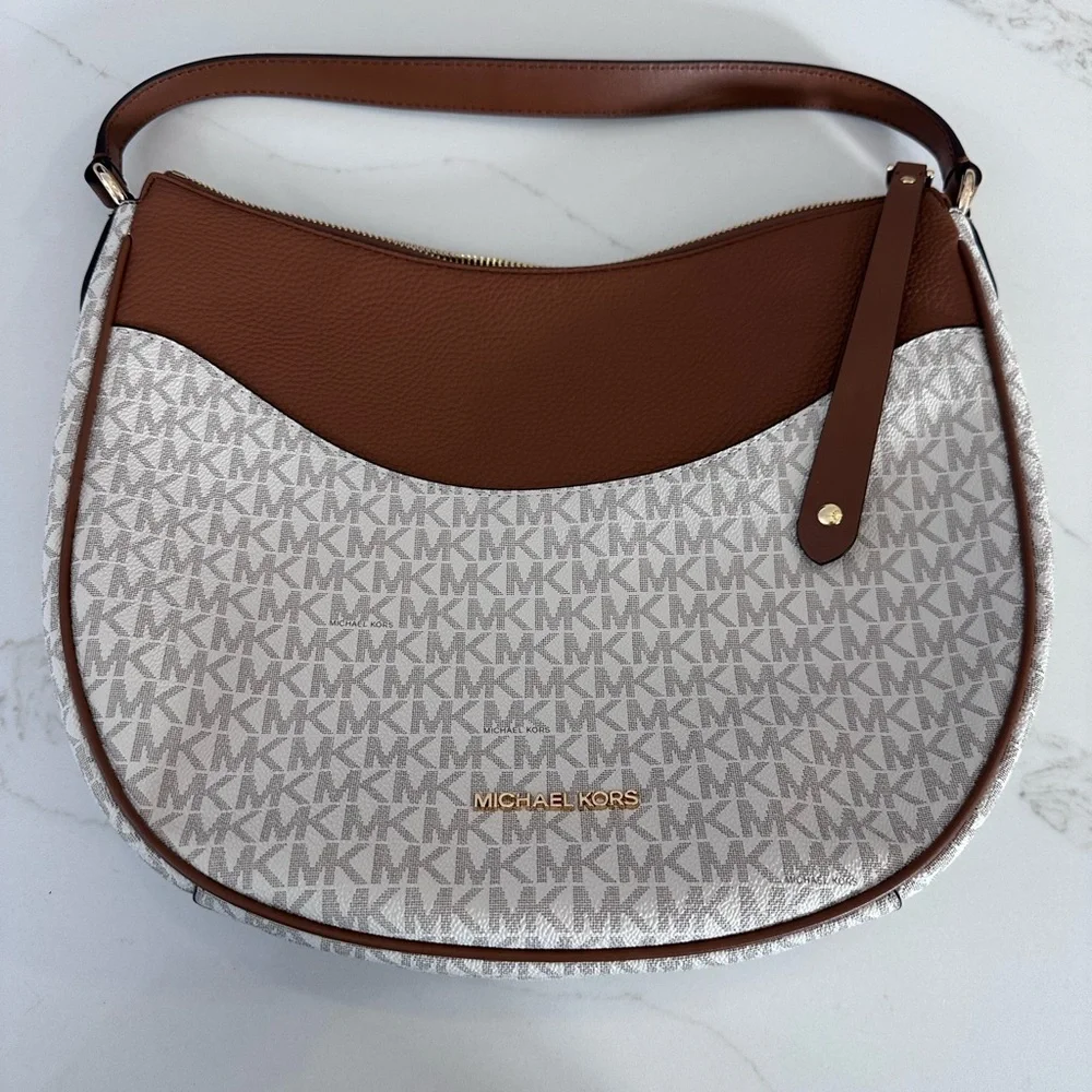 Michael Kors Tan and Cream Shoulder Bag - Picture 1 of 3